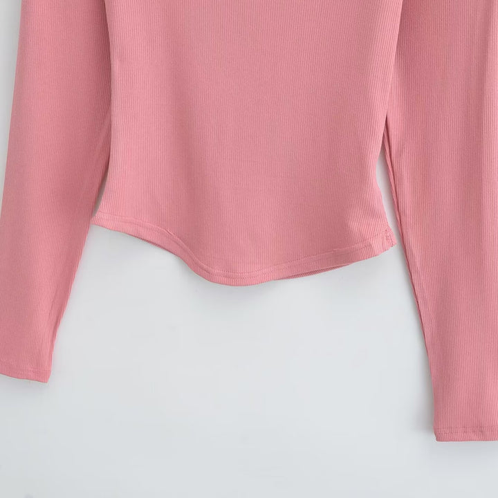 Long sleeve t-shirt for women with an elegant round neck and a fine ribbed structure Lune London
