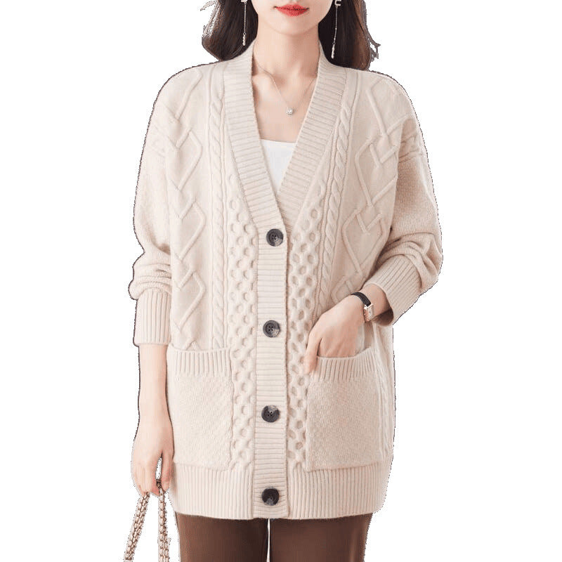 Ladies comfortable pullover with large cable pattern Lune London