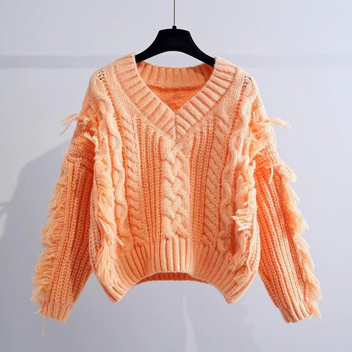 Ladies Stylish knitted sweater with fringes and cable pattern Lune London