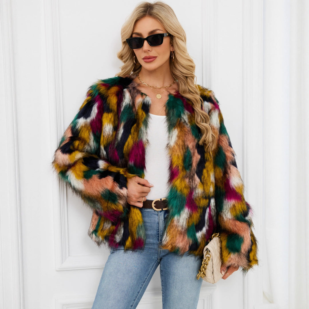 Lune London | Ladies' Fashionable Faux Fur Jacket with Eye-catching Pattern