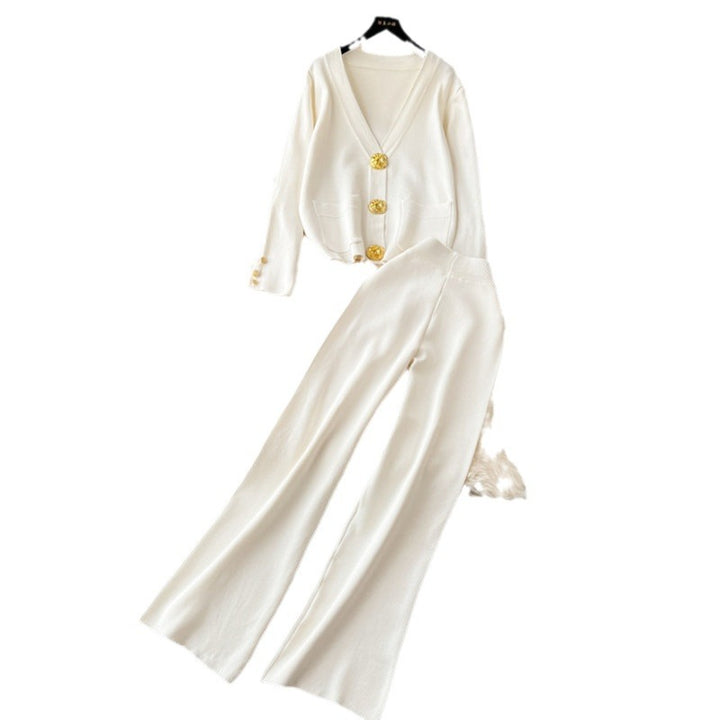 Elegant knitted loungewear set for women with decorative buttons and wide leg Lune London