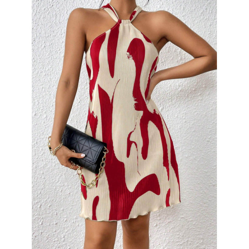 Short fashion dress for women with a refined backless design Lune London