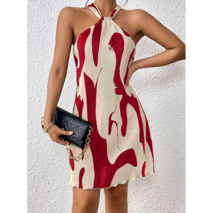 Short fashion dress for women with a refined backless design Lune London
