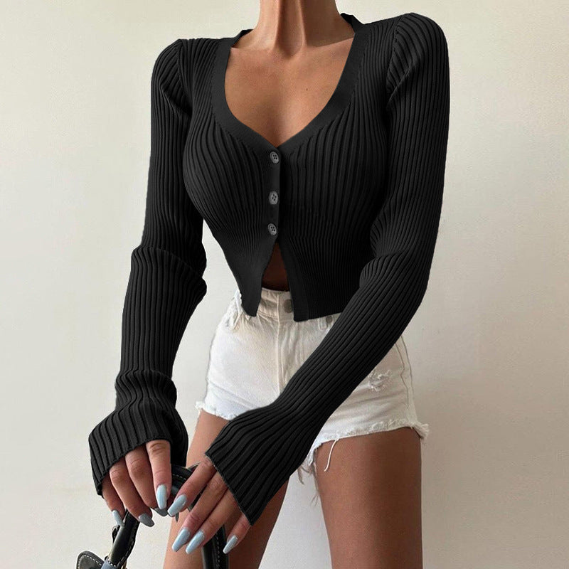 Knit cardigan for women with deep V-neck and button closure Lune London