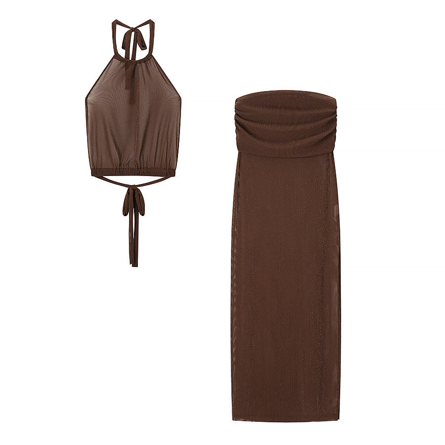 Women's set consisting of an elegant crop-top and a fitted skirt with ruching Lune London