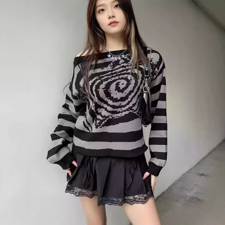 Trendy oversized sweater for women with a creative spiral design and a striped pattern Lune London