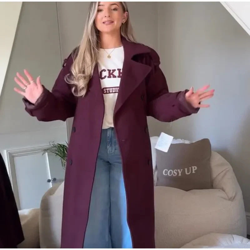 Elegant Woman Oversized Wool Jacket with Deep Lapels and Side Pockets Lune London