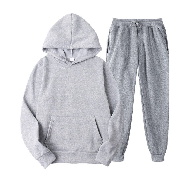 Lune London comfortable sweatshirt and jogger pants set for women