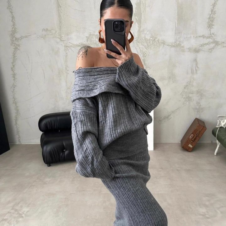 Knitted outfit for women with oversized collar and fitted cut Lune London