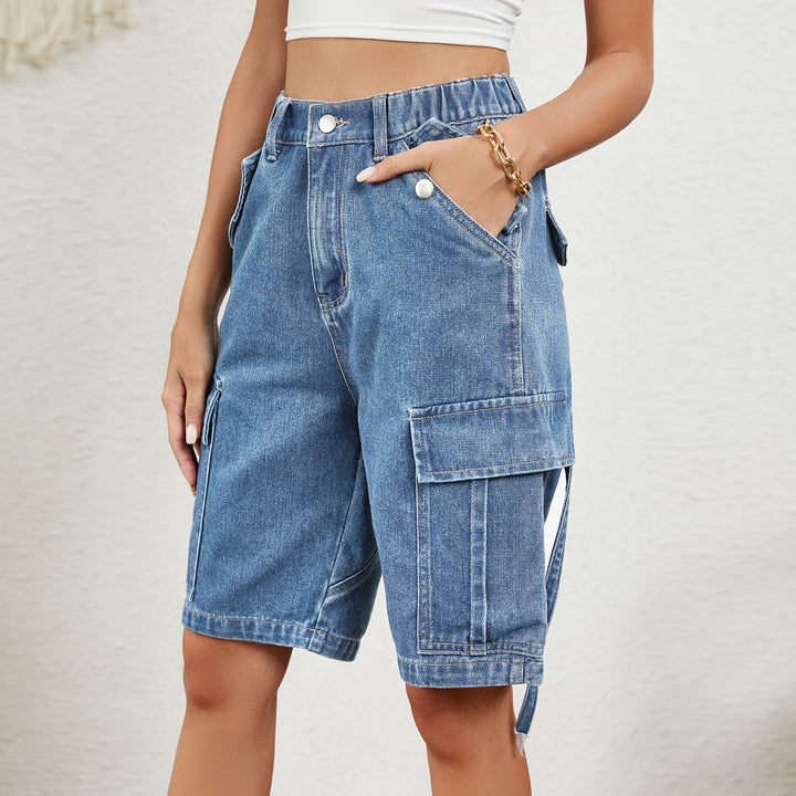 Cargo shorts for women with high pockets and adjustable waist Chic and elegant