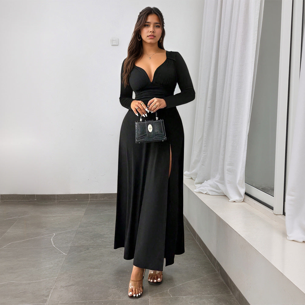 Robe maxi femme avec un élégant décolleté en V et une haute fente sur le côté Chic & Stil