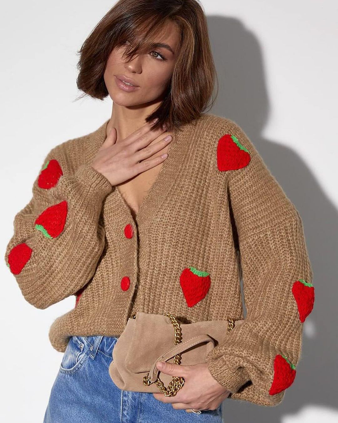 Lady cardigan with fruit application design Lune London