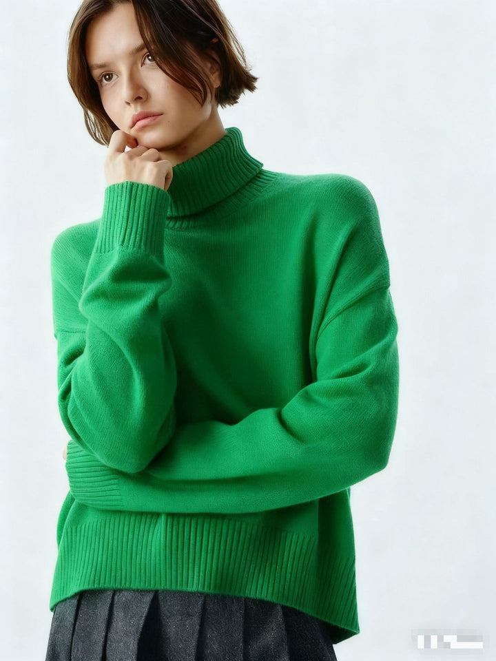 Pull Femme Col Roulé Confortable avec Coupe Oversize et Structure à Fines Côtes Chic & Stil