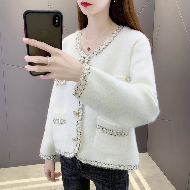 Women Elegant and luxurious knitted cardigan with bead decorations Lune London