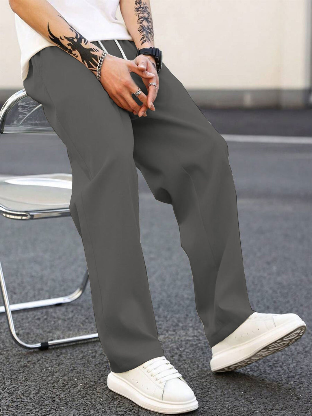 Men's Fashionable Leisure Pants with A Loose Fit and Elastic Waistband Lune London