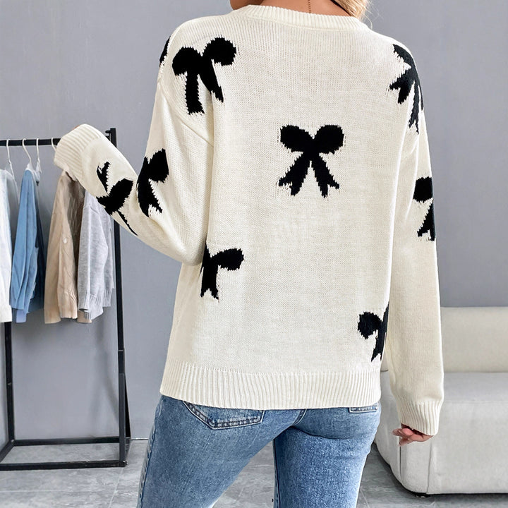 Fashion women's sweater with a unique knot design Lune London