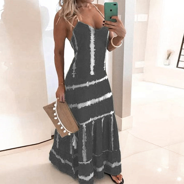 Robe maxi à bretelles spaghetti pour femmes avec détails de florescence Chic & Stil
