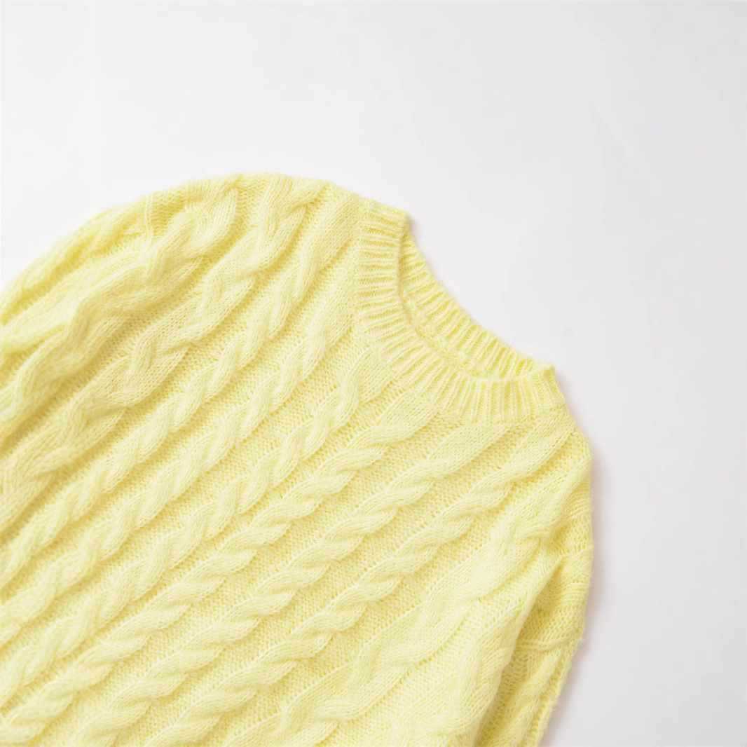 Women’s soft knit sweater with cable pattern Lune London