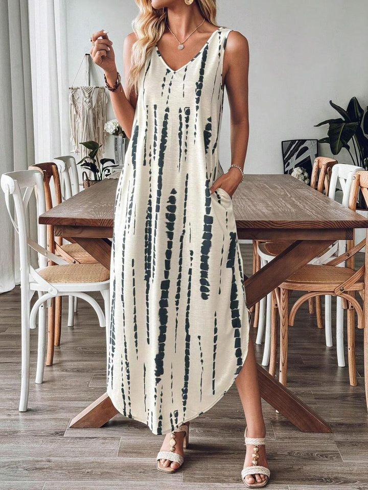 Sleeveless maxi dress with V-neck for women with pockets Lune London