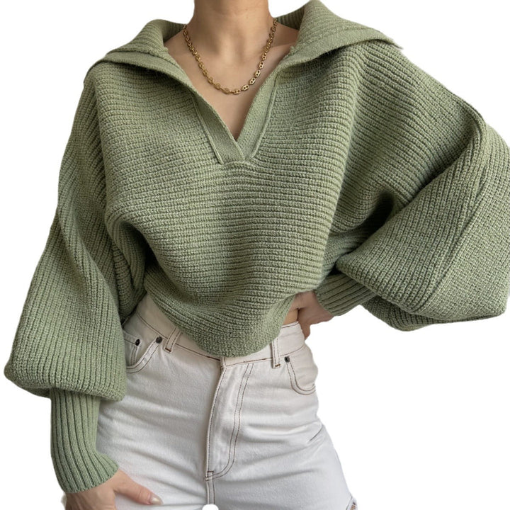 Thick knitted sweater for women with oversized cut and V-neck Lune London