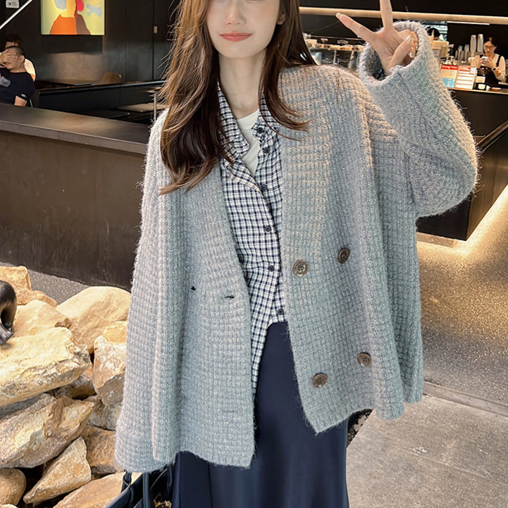Lady cardigan with double button closure and soft material Lune London