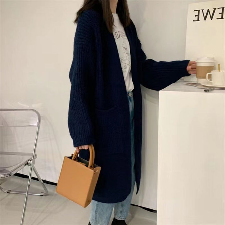 Women's knitted cardigan with a relaxed silhouette and deep pockets Lune London