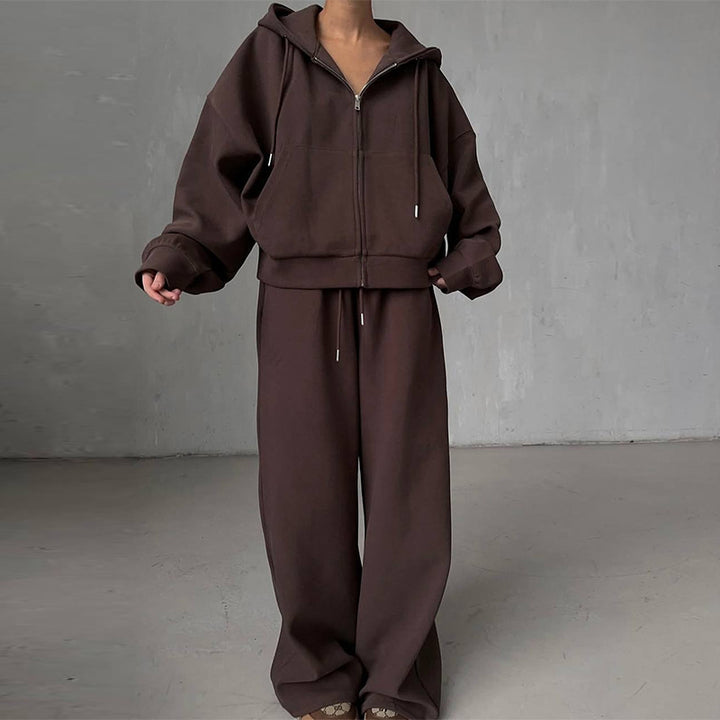 Women's oversized loungewear set with cropped hoodie and wide pants Lune London