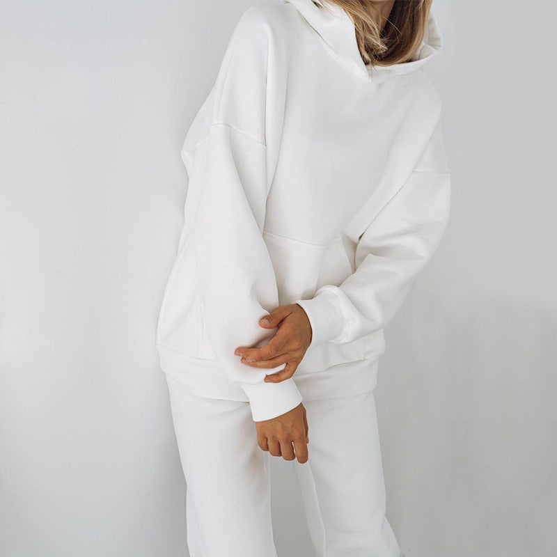 Women's tracksuit set with oversized cut and practical pockets Lune London