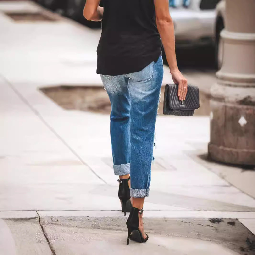 Women Destroyed Boyfriend Jeans in casual style with high tear details Lune London