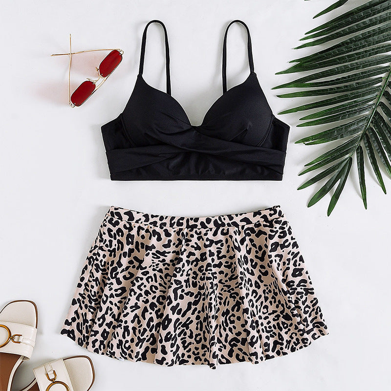 Ladies Stylish Lune London Bath Skirt Set
