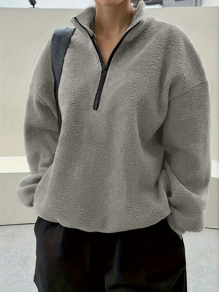 Cozy fleece sweater for ladies with a high collar and zipper Lune London