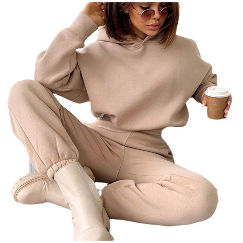 Ladies Comfortable Oversized Hoodie with Kangaroo Pocket Lune London