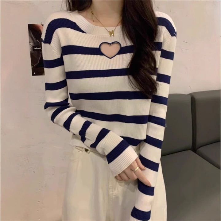 Pull femme facile d'entretien avec col en forme de cœur Chic & Stil