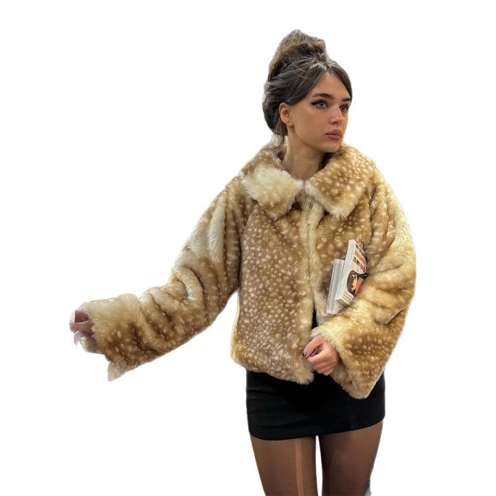 Ladies faux fur coat with wide collar and pretty ruffles Lune London