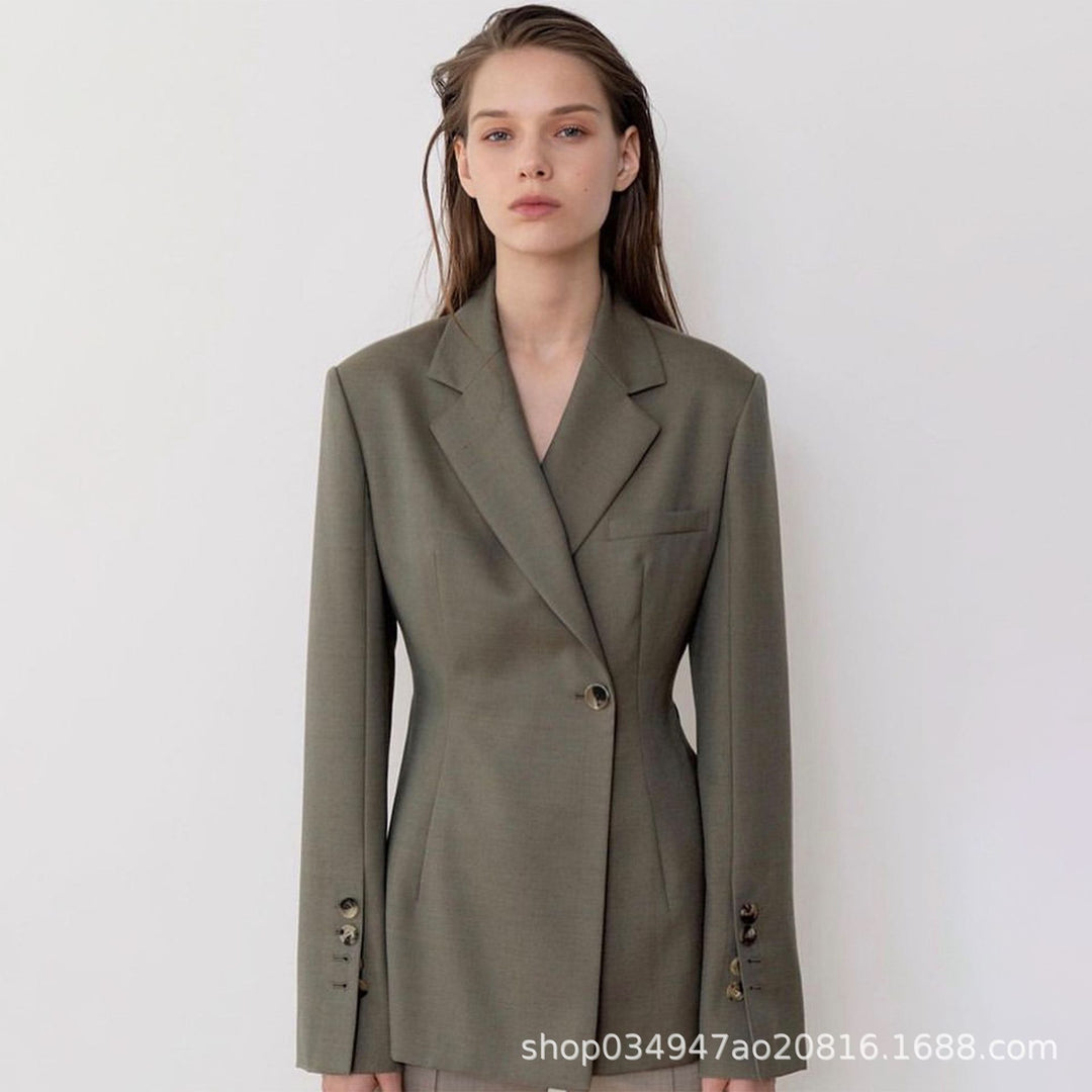 Blazer Élégant et Moderne pour Femme avec Coupe Ajustée Chic & Stil