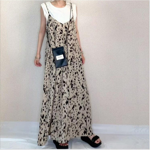 Maxi A-line dress for women with adjustable straps Lune London