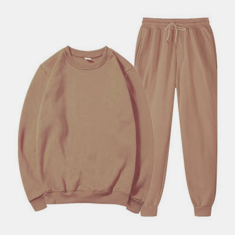 Women’s sporty tracksuit with elastic waistband and comfortable inserts Chic & Stil