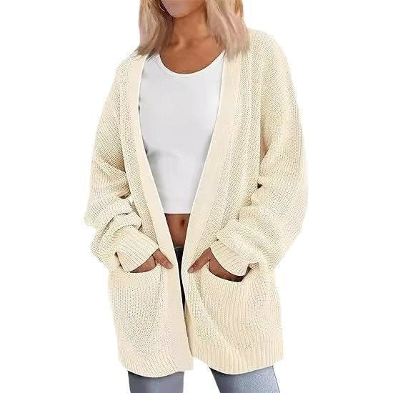 Casual knit cardigan for women with an oversized fit and practical pockets Lune London