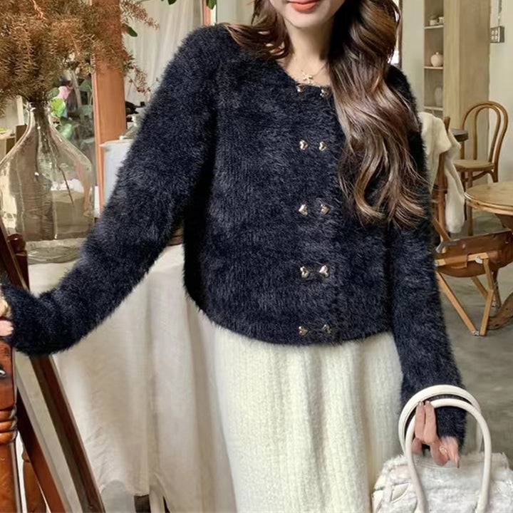 Cardigan confortable pour femmes avec des boutons décoratifs Chic & Stil