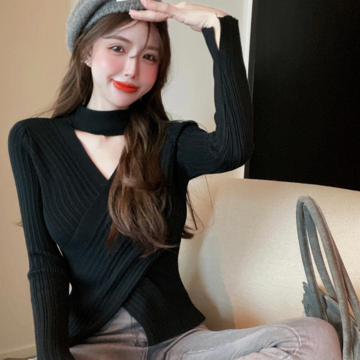 Women's elegant wrap top made of ribbed knit material Lune London
