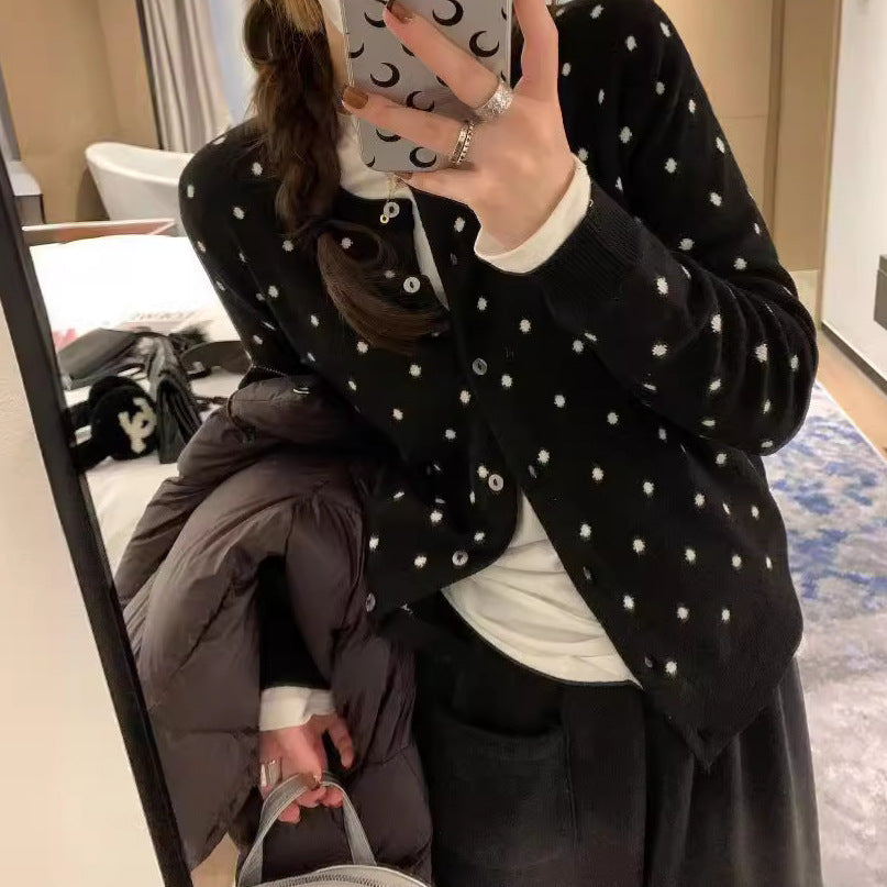 Cardigan en tricot à pois à la mode pour femmes Chic & Stil