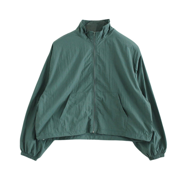 Ladies sporty windbreaker with high collar and zipper Chic & Stil