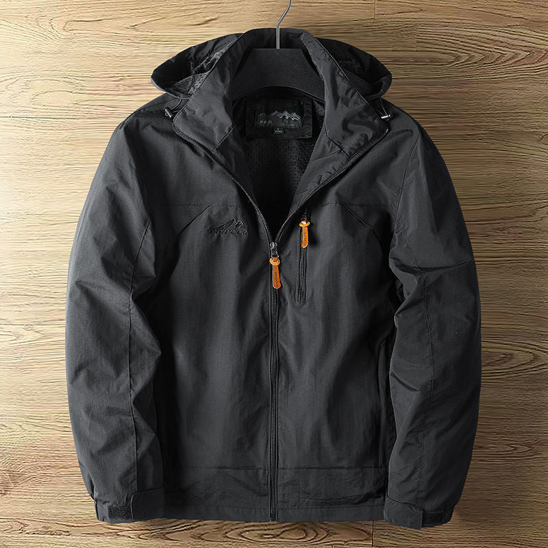 Versatile outdoor jacket for men with breathable properties Lune London