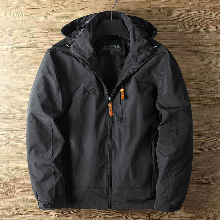 Versatile outdoor jacket for men with breathable properties Lune London