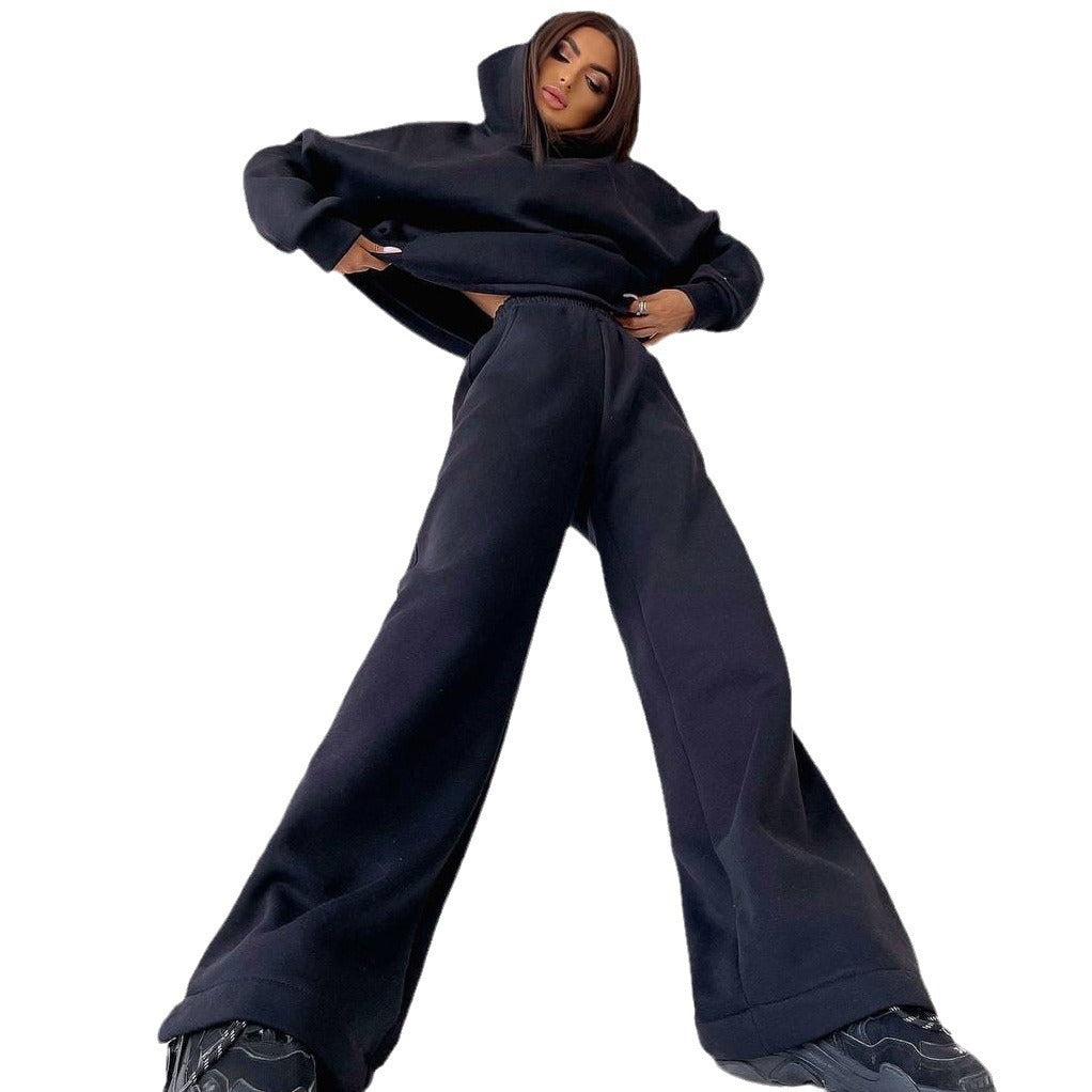 Casual and trendy jogger set for women with oversized hoodie Lune London