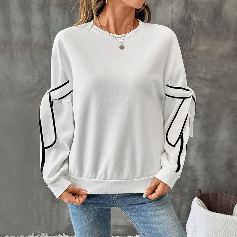Elegant sweatshirt for women with bow sleeves Lune London