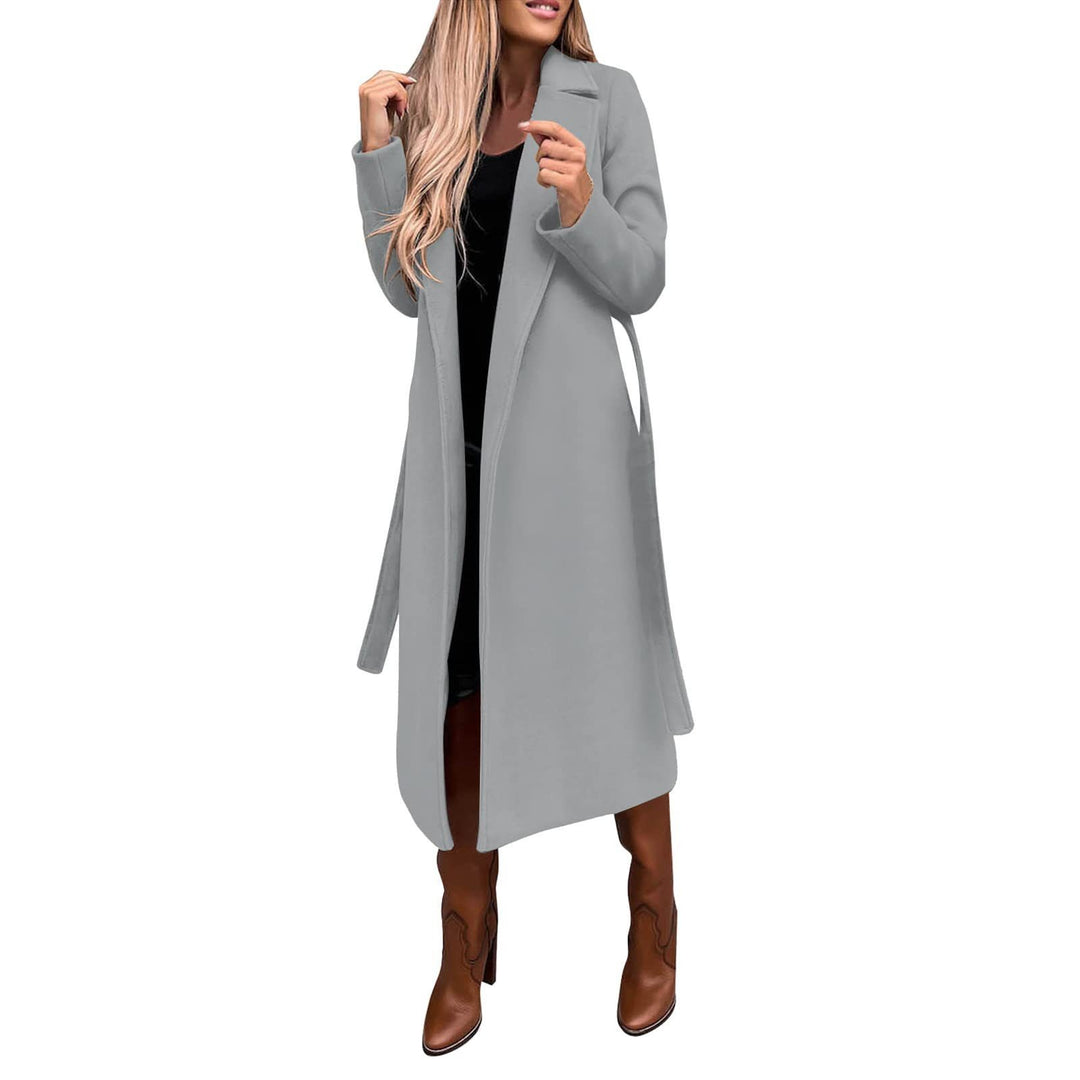 Elegant and warm wool coat for women Lune London