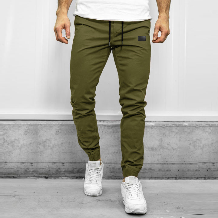 Sport jogging pants for men with practical pockets and elastic waistband Lune London