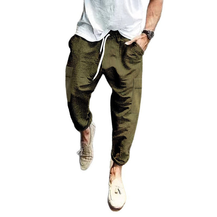 Cargo jogger pants for men with practical side pockets and comfortable fit Lune London