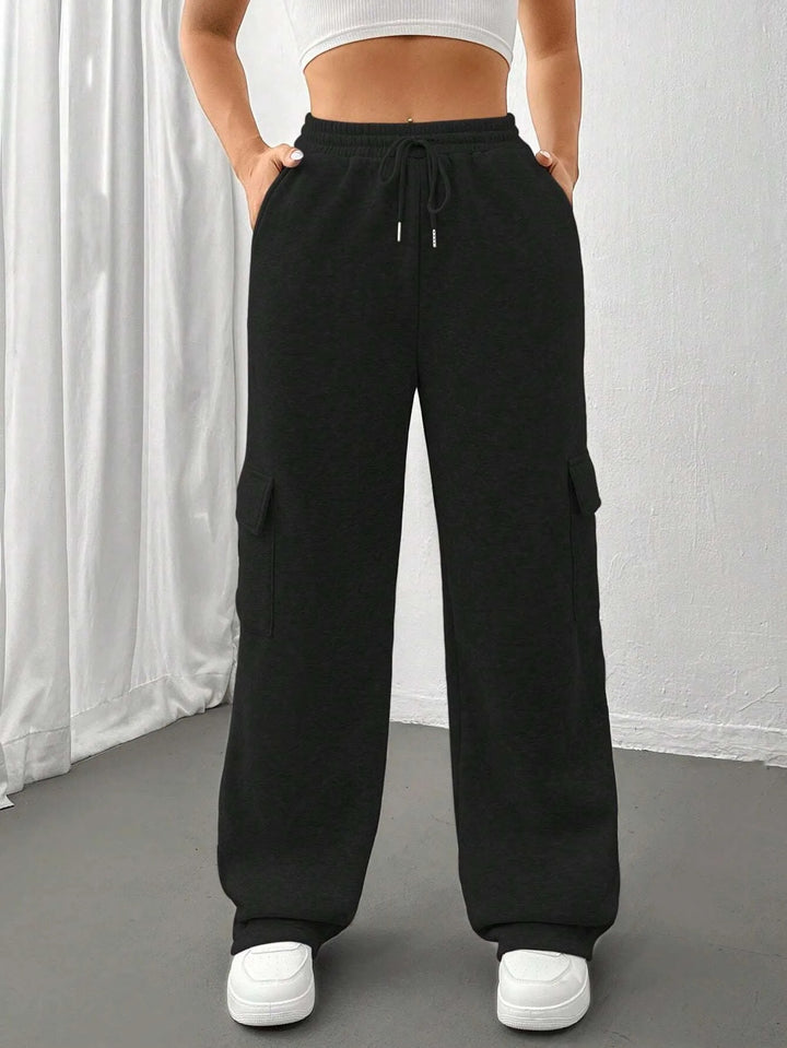 Lune London Women's Cargo Jogging Pants with Elastic Waist and Practical Side Pockets
